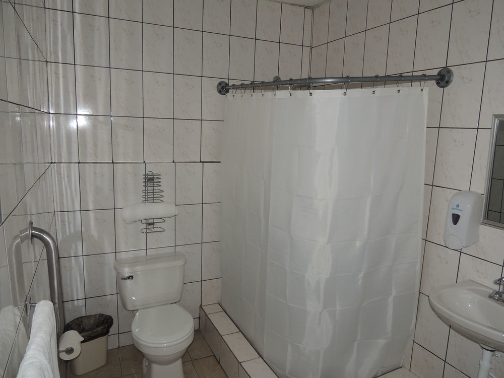 Hotel Colonial Mayaguez Bagian luar foto